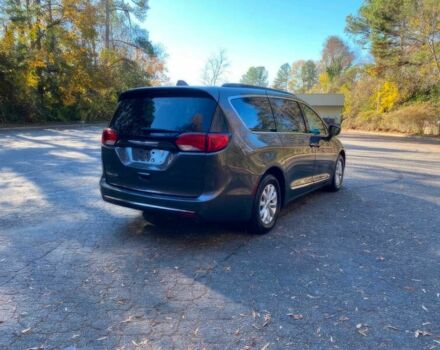 Серый Крайслер Пасифик, объемом двигателя 3.6 л и пробегом 54 тыс. км за 6500 $, фото 4 на Automoto.ua