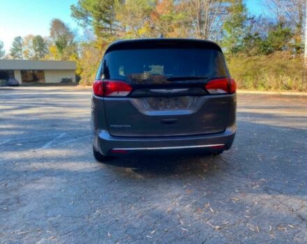 Серый Крайслер Пасифик, объемом двигателя 3.6 л и пробегом 54 тыс. км за 6500 $, фото 5 на Automoto.ua