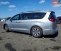 Сірий Крайслер Pacifica, об'ємом двигуна 0 л та пробігом 234 тис. км за 13400 $, фото 12 на Automoto.ua