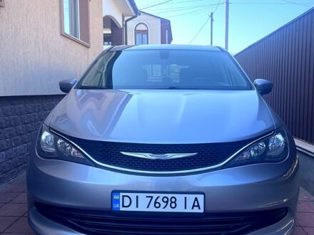 Сірий Крайслер Pacifica, об'ємом двигуна 3.6 л та пробігом 141 тис. км за 17800 $, фото 1 на Automoto.ua