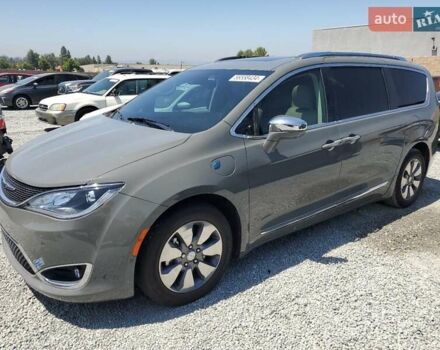 Серый Крайслер Пасифик, объемом двигателя 3.6 л и пробегом 63 тыс. км за 5900 $, фото 1 на Automoto.ua