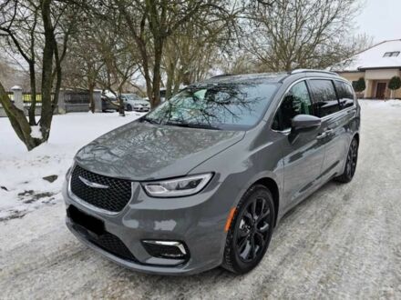 Сірий Крайслер Pacifica, об'ємом двигуна 3.6 л та пробігом 32 тис. км за 21500 $, фото 1 на Automoto.ua