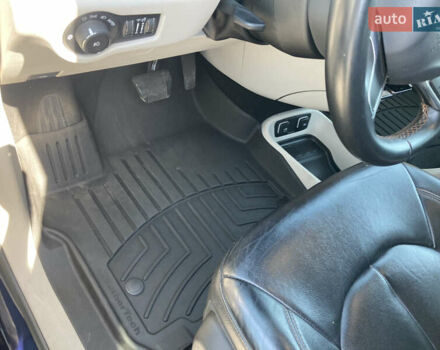 Синий Крайслер Пасифик, объемом двигателя 3.6 л и пробегом 115 тыс. км за 19999 $, фото 2 на Automoto.ua