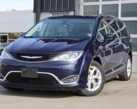 Синий Крайслер Пасифик, объемом двигателя 3.6 л и пробегом 66 тыс. км за 12200 $, фото 1 на Automoto.ua