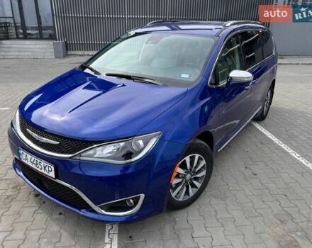 Синий Крайслер Пасифик, объемом двигателя 3.61 л и пробегом 100 тыс. км за 29700 $, фото 1 на Automoto.ua