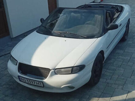 Крайслер Себринг 1999 в Тячеве на Automoto.ua Белый Крайслер Себринг, объемом двигателя 2.5 л и пробегом 276 тыс. км за 3000 $, фото 1 на Automoto.ua