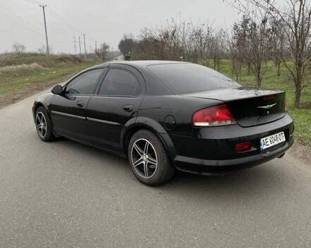 Черный Крайслер Себринг, объемом двигателя 2 л и пробегом 290 тыс. км за 3900 $, фото 3 на Automoto.ua