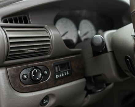 Черный Крайслер Себринг, объемом двигателя 2.7 л и пробегом 255 тыс. км за 2500 $, фото 5 на Automoto.ua