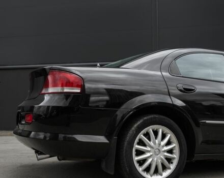 Черный Крайслер Себринг, объемом двигателя 2.7 л и пробегом 255 тыс. км за 2500 $, фото 6 на Automoto.ua