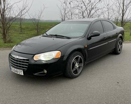 Черный Крайслер Себринг, объемом двигателя 2 л и пробегом 290 тыс. км за 3900 $, фото 1 на Automoto.ua