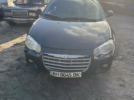 Черный Крайслер Себринг, объемом двигателя 2.7 л и пробегом 333 тыс. км за 2000 $, фото 1 на Automoto.ua