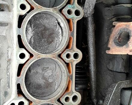 Крайслер Себрінг 2003 у Голованевске на Automoto.ua Крайслер Себрінг, об'ємом двигуна 2 л та пробігом 0 тис. км за 2500 $, фото 2 на Automoto.ua