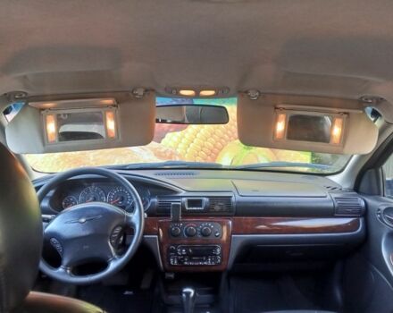 Желтый Крайслер Себринг, объемом двигателя 0 л и пробегом 250 тыс. км за 2798 $, фото 2 на Automoto.ua