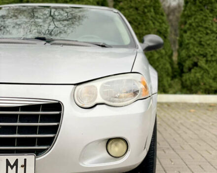 Серый Крайслер Себринг, объемом двигателя 2.7 л и пробегом 358 тыс. км за 3199 $, фото 8 на Automoto.ua