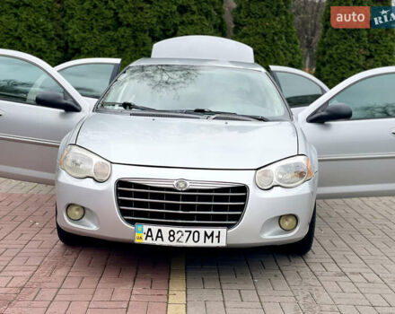 Серый Крайслер Себринг, объемом двигателя 2.7 л и пробегом 358 тыс. км за 3199 $, фото 19 на Automoto.ua