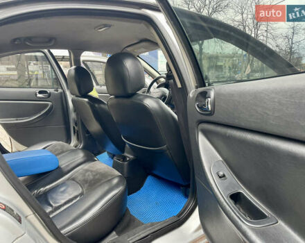 Серый Крайслер Себринг, объемом двигателя 2.7 л и пробегом 358 тыс. км за 3199 $, фото 34 на Automoto.ua