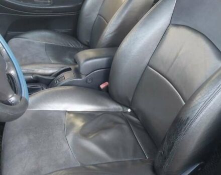 Крайслер Себрінг 2003 у Голованевске на Automoto.ua Сірий Крайслер Себрінг, об'ємом двигуна 2 л та пробігом 175 тис. км за 2399 $, фото 12 на Automoto.ua