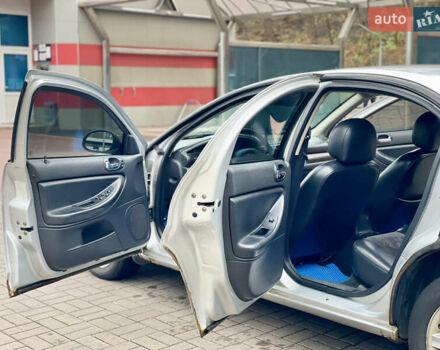 Серый Крайслер Себринг, объемом двигателя 2.7 л и пробегом 358 тыс. км за 3199 $, фото 37 на Automoto.ua