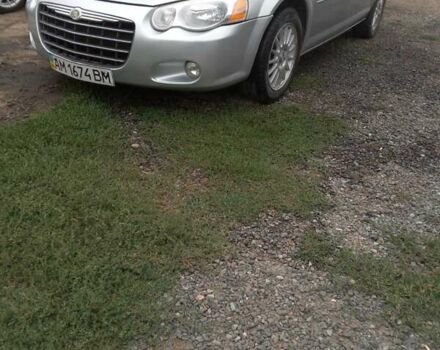 Серый Крайслер Себринг, объемом двигателя 2.7 л и пробегом 118 тыс. км за 3700 $, фото 1 на Automoto.ua