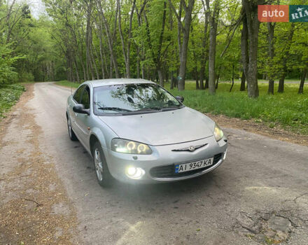 Серый Крайслер Себринг, объемом двигателя 2 л и пробегом 250 тыс. км за 3500 $, фото 1 на Automoto.ua