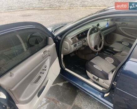 Синій Крайслер Себрінг, об'ємом двигуна 2.7 л та пробігом 225 тис. км за 3700 $, фото 11 на Automoto.ua