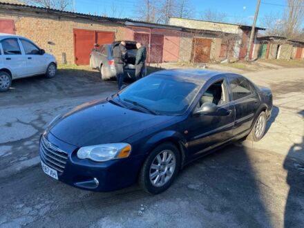 Синий Крайслер Себринг, объемом двигателя 2 л и пробегом 312 тыс. км за 3800 $, фото 1 на Automoto.ua