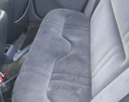 Белый Крайслер Статус, объемом двигателя 2.5 л и пробегом 260 тыс. км за 1100 $, фото 5 на Automoto.ua