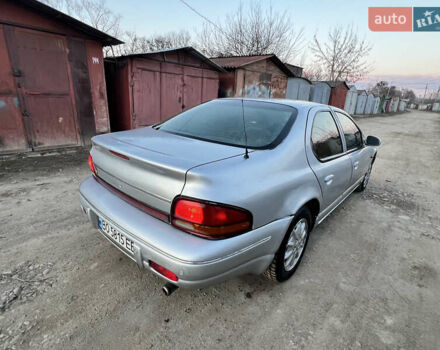 Сірий Крайслер Stratus, об'ємом двигуна 2 л та пробігом 370 тис. км за 1750 $, фото 3 на Automoto.ua
