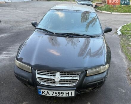 Серый Крайслер Статус, объемом двигателя 2 л и пробегом 310 тыс. км за 1200 $, фото 1 на Automoto.ua