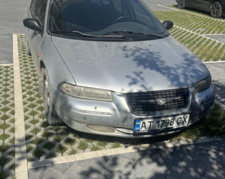 Сірий Крайслер Stratus, об'ємом двигуна 2.5 л та пробігом 230 тис. км за 1400 $, фото 1 на Automoto.ua
