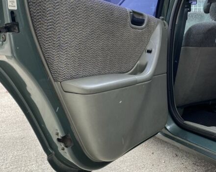 Зелений Крайслер Stratus, об'ємом двигуна 2 л та пробігом 142 тис. км за 3300 $, фото 12 на Automoto.ua