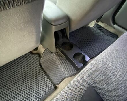 Зелений Крайслер Stratus, об'ємом двигуна 2 л та пробігом 142 тис. км за 3300 $, фото 11 на Automoto.ua