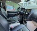 Белый Крайслер Таун Кантри, объемом двигателя 3.6 л и пробегом 340 тыс. км за 10900 $, фото 12 на Automoto.ua