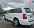 Білий Крайслер Town & Country, об'ємом двигуна 3.6 л та пробігом 225 тис. км за 11300 $, фото 10 на Automoto.ua