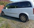 Білий Крайслер Town & Country, об'ємом двигуна 3.6 л та пробігом 214 тис. км за 14000 $, фото 1 на Automoto.ua
