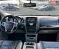 Червоний Крайслер Town & Country, об'ємом двигуна 3.6 л та пробігом 226 тис. км за 9990 $, фото 13 на Automoto.ua