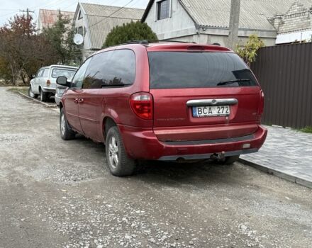 Червоний Крайслер Town & Country, об'ємом двигуна 3.3 л та пробігом 350 тис. км за 700 $, фото 1 на Automoto.ua