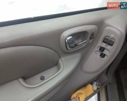 Крайслер Town & Country, об'ємом двигуна 3.8 л та пробігом 324 тис. км за 4600 $, фото 1 на Automoto.ua