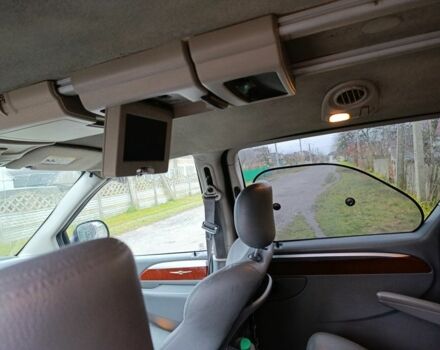 Сірий Крайслер Town & Country, об'ємом двигуна 0 л та пробігом 170 тис. км за 6621 $, фото 4 на Automoto.ua