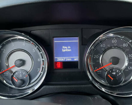 Серый Крайслер Таун Кантри, объемом двигателя 3.6 л и пробегом 265 тыс. км за 9500 $, фото 17 на Automoto.ua