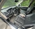 Сірий Крайслер Town & Country, об'ємом двигуна 3.6 л та пробігом 176 тис. км за 10000 $, фото 11 на Automoto.ua