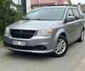 Сірий Крайслер Town & Country, об'ємом двигуна 3.6 л та пробігом 176 тис. км за 10000 $, фото 2 на Automoto.ua
