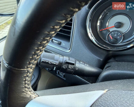 Серый Крайслер Таун Кантри, объемом двигателя 3.61 л и пробегом 188 тыс. км за 14900 $, фото 21 на Automoto.ua