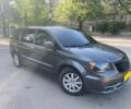Сірий Крайслер Town & Country, об'ємом двигуна 3.6 л та пробігом 189 тис. км за 15000 $, фото 1 на Automoto.ua