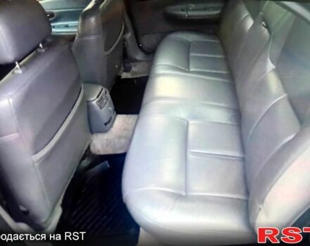 Черный Крайслер Вижн, объемом двигателя 3.5 л и пробегом 208 тыс. км за 2900 $, фото 6 на Automoto.ua