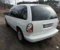 Крайслер Вояджер 2000 в Буче на Automoto.ua Белый Крайслер Вояджер, объемом двигателя 2.5 л и пробегом 300 тыс. км за 2803 $, фото 2 на Automoto.ua