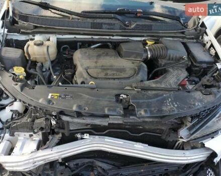 Білий Крайслер Voyager, об'ємом двигуна 3.6 л та пробігом 286 тис. км за 8700 $, фото 8 на Automoto.ua