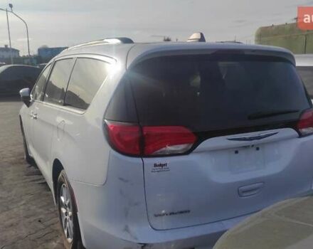 Білий Крайслер Voyager, об'ємом двигуна 3.6 л та пробігом 286 тис. км за 8700 $, фото 1 на Automoto.ua