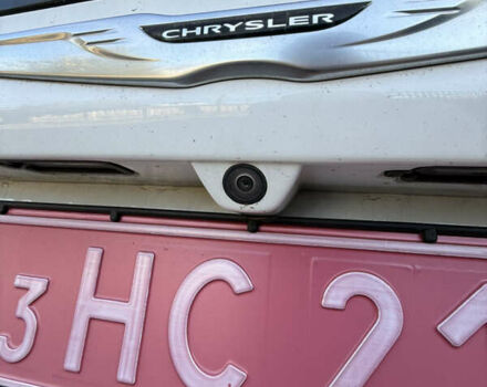 Белый Крайслер Вояджер, объемом двигателя 3.6 л и пробегом 177 тыс. км за 19999 $, фото 23 на Automoto.ua