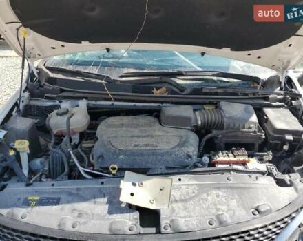 Білий Крайслер Voyager, об'ємом двигуна 3.6 л та пробігом 149 тис. км за 9700 $, фото 14 на Automoto.ua